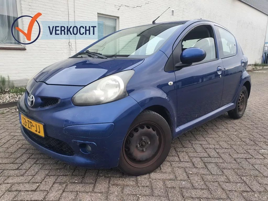 Toyota Aygo (2008) — foto 1