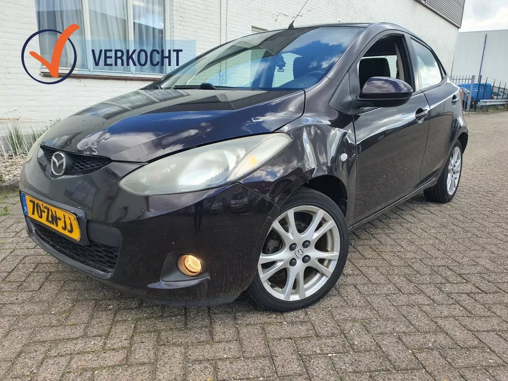 Mazda 2 (2008) — foto 1