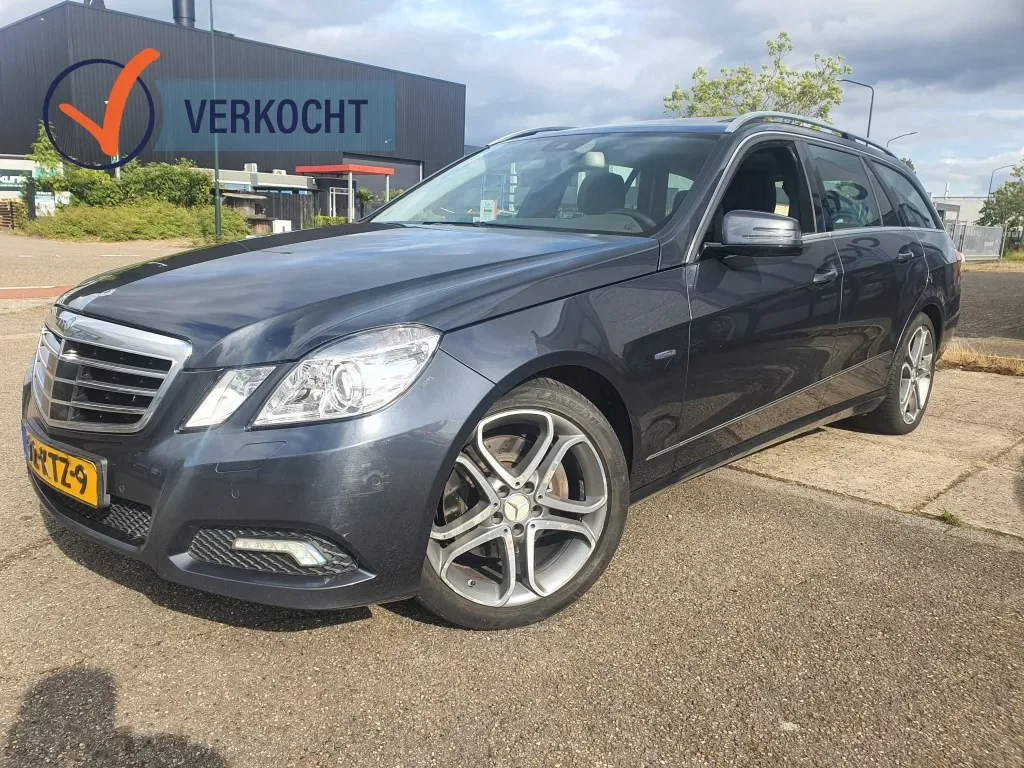 Mercedes-Benz E-Klasse (2010) — foto 1