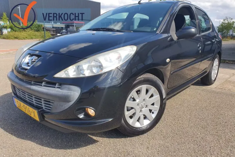 Peugeot 206+ (2009)