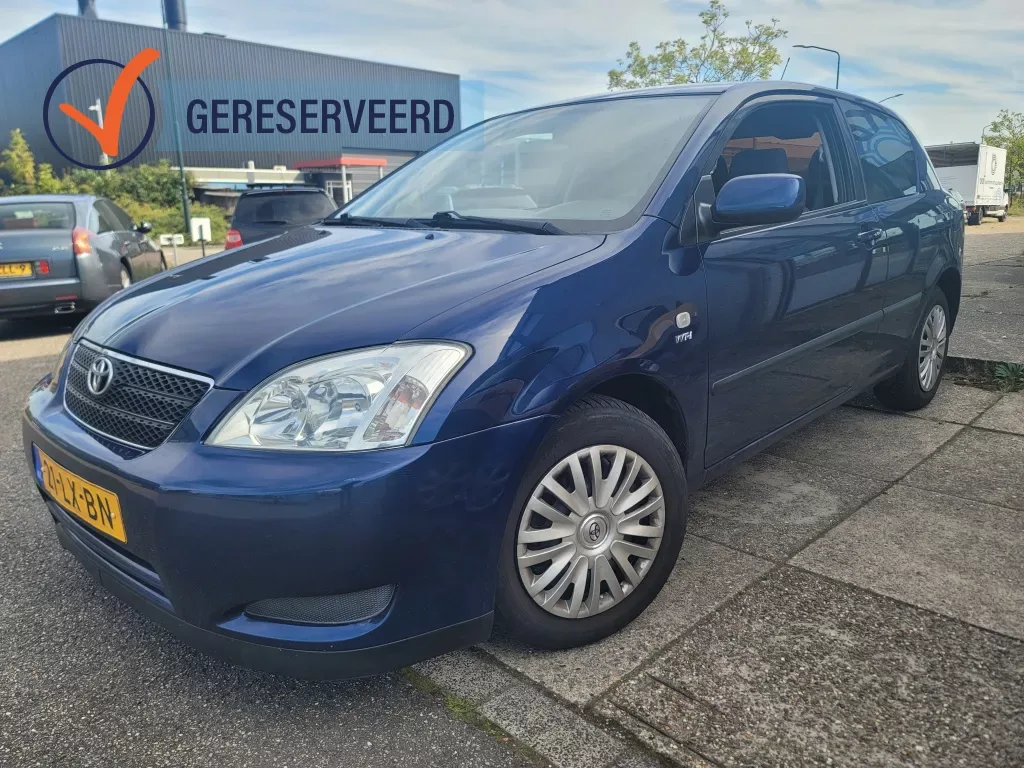 Toyota Corolla (2003) — foto 1