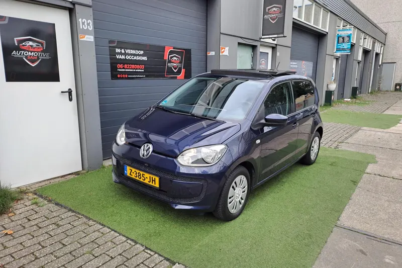 Volkswagen Up! (2012)