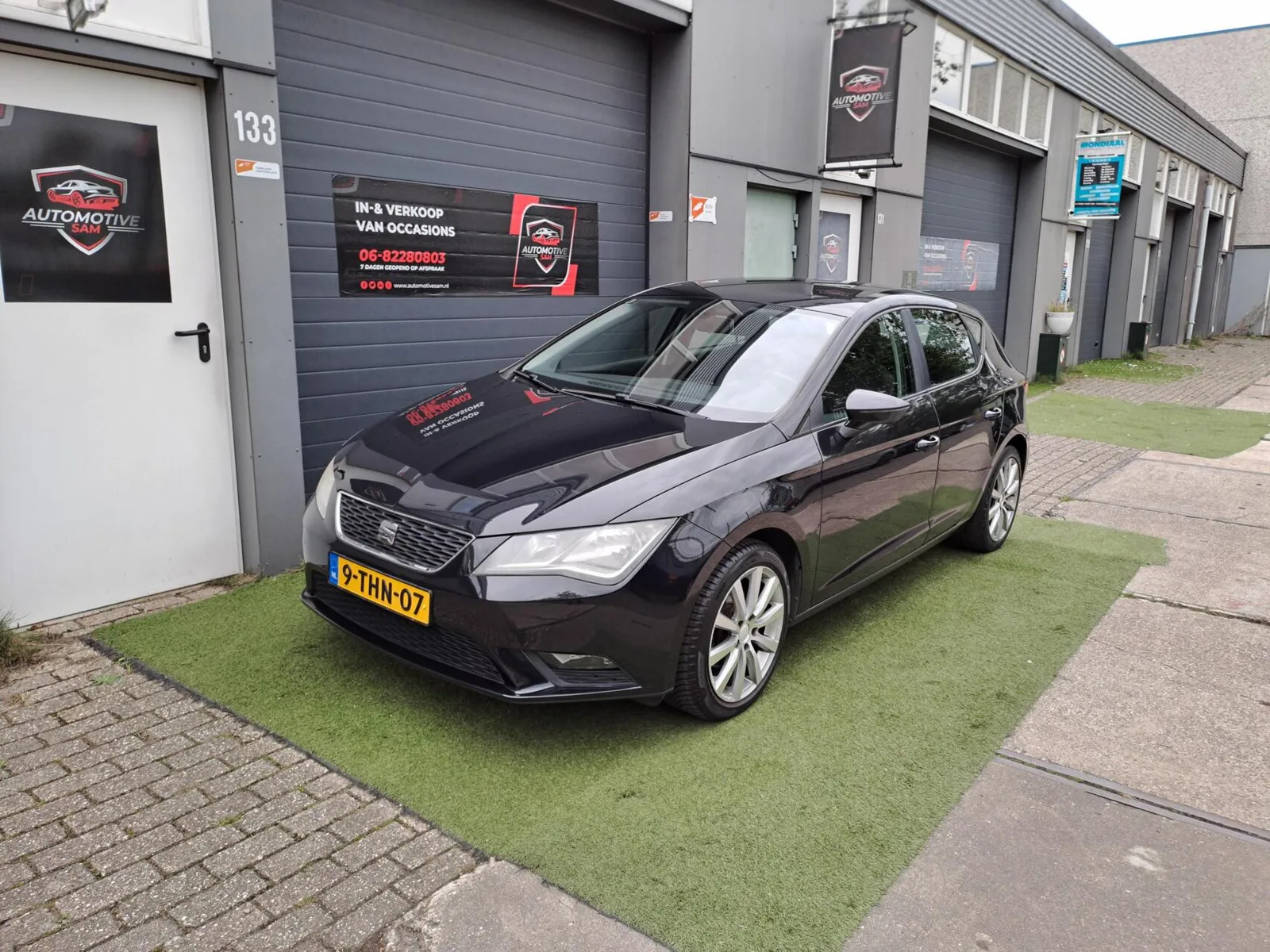 SEAT Leon (2013) — foto 1