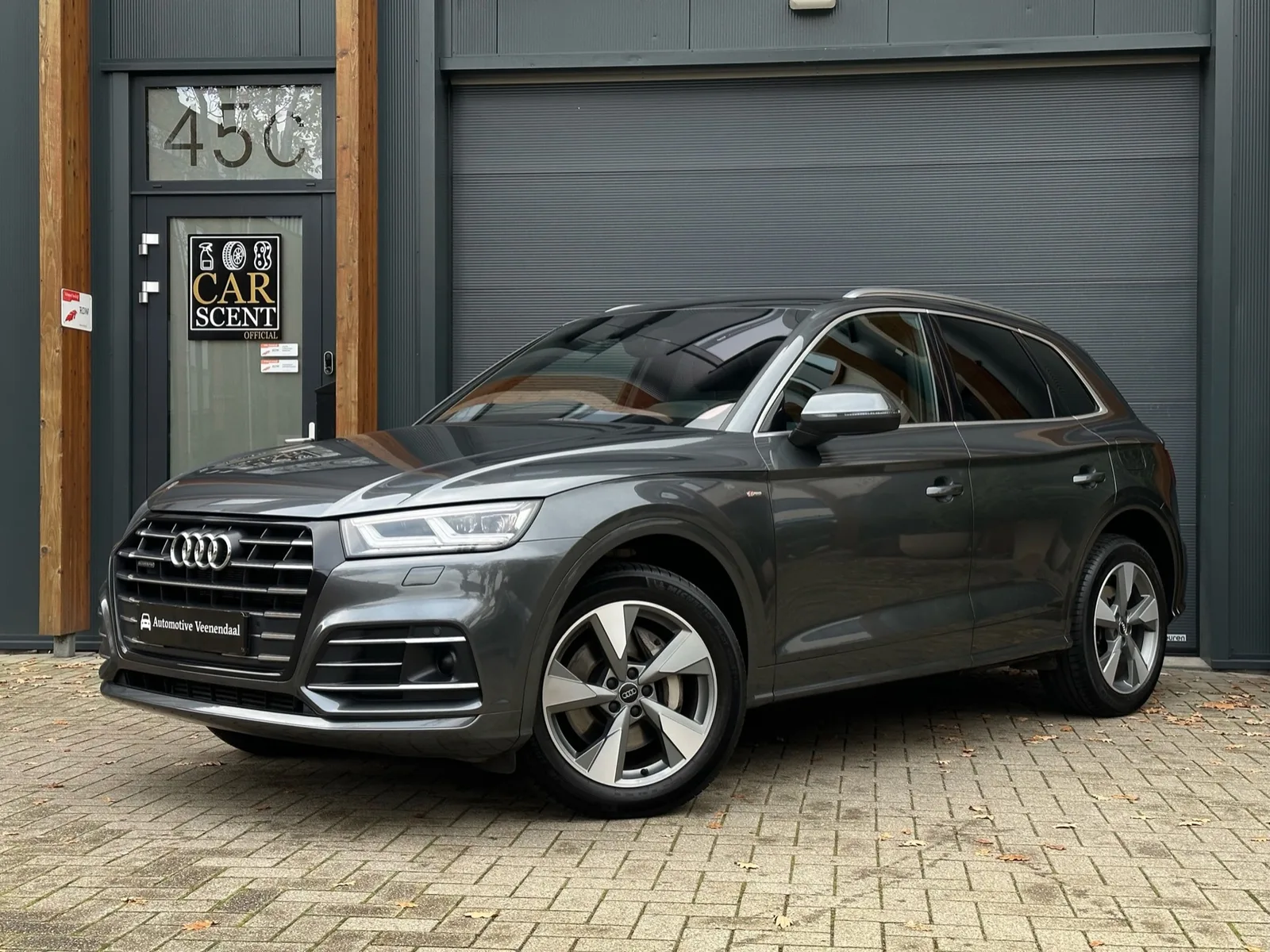 Audi Q5 (2020) — foto 1