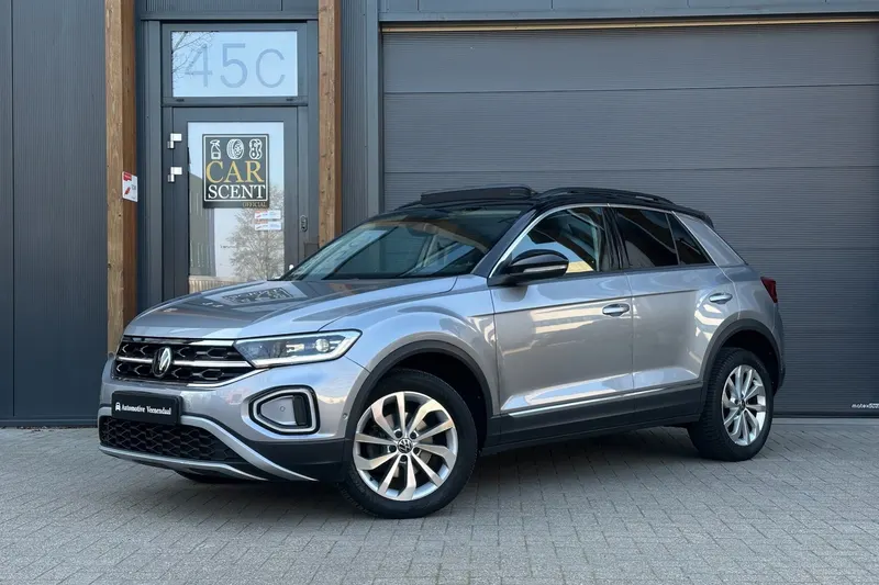 Volkswagen T-Roc (2022)