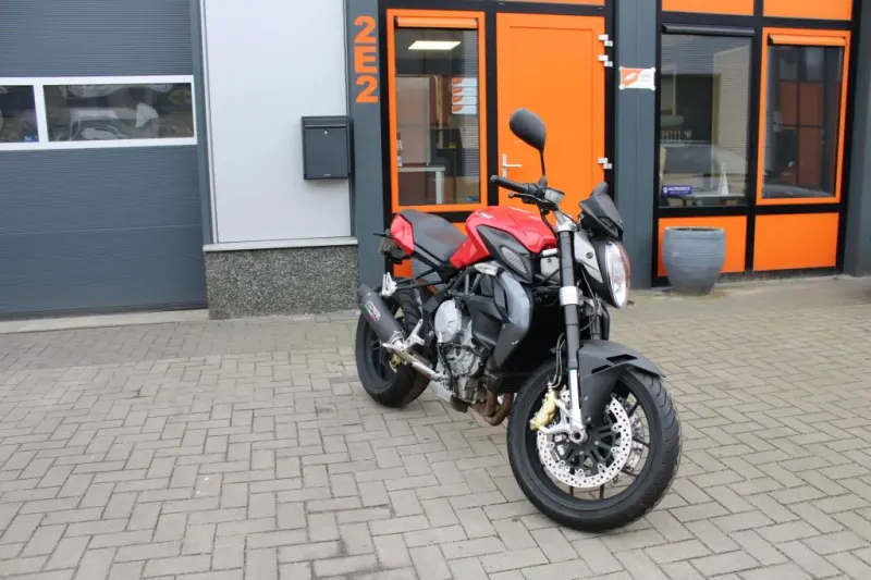 MV Agusta Brutale 675 (2012)