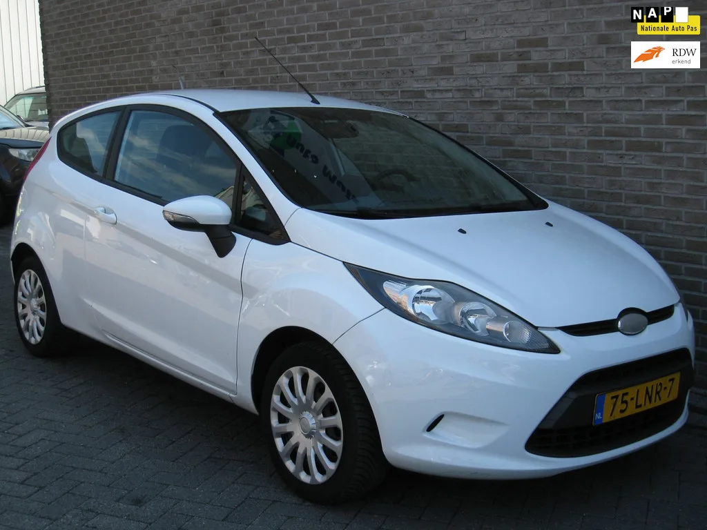 Ford Fiesta (2010) — foto 1