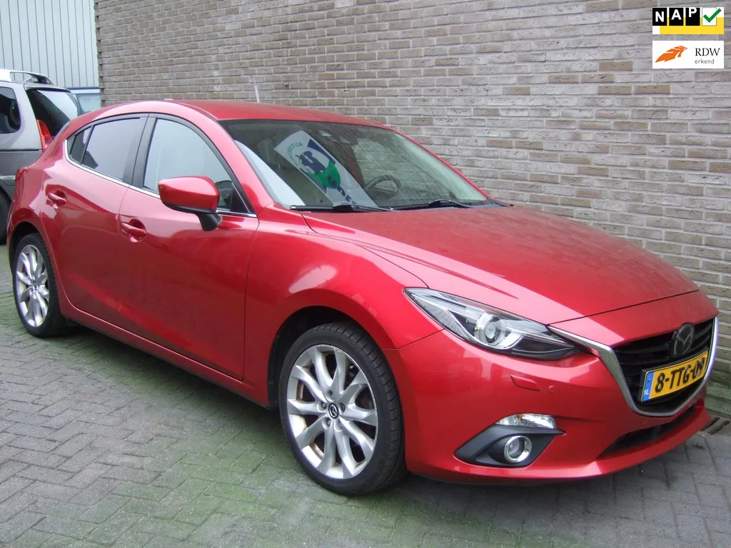 Mazda 3 (2014) — foto 1