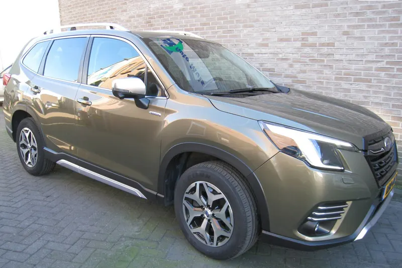 Subaru Forester (2023)