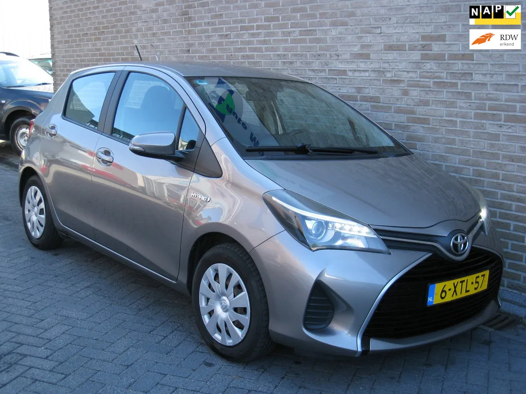 Toyota Yaris (2014) — foto 1