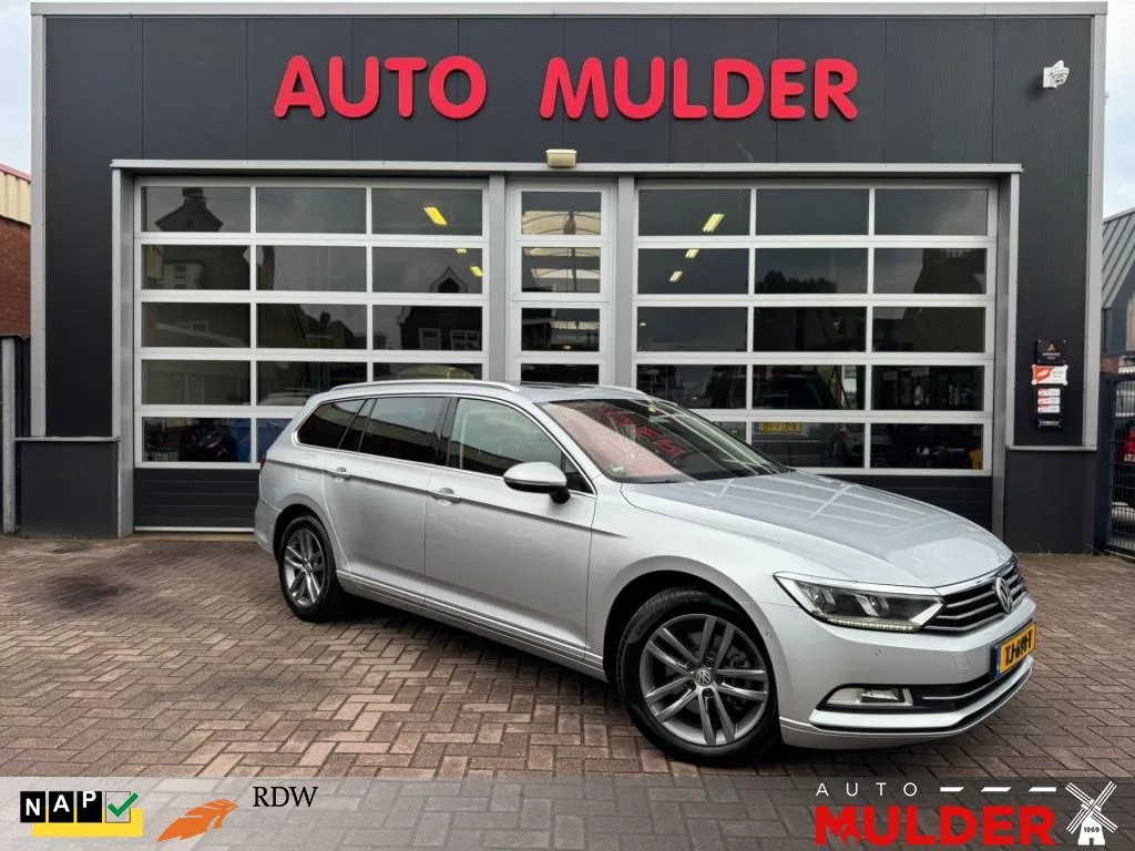 Volkswagen Passat (2015) — foto 1