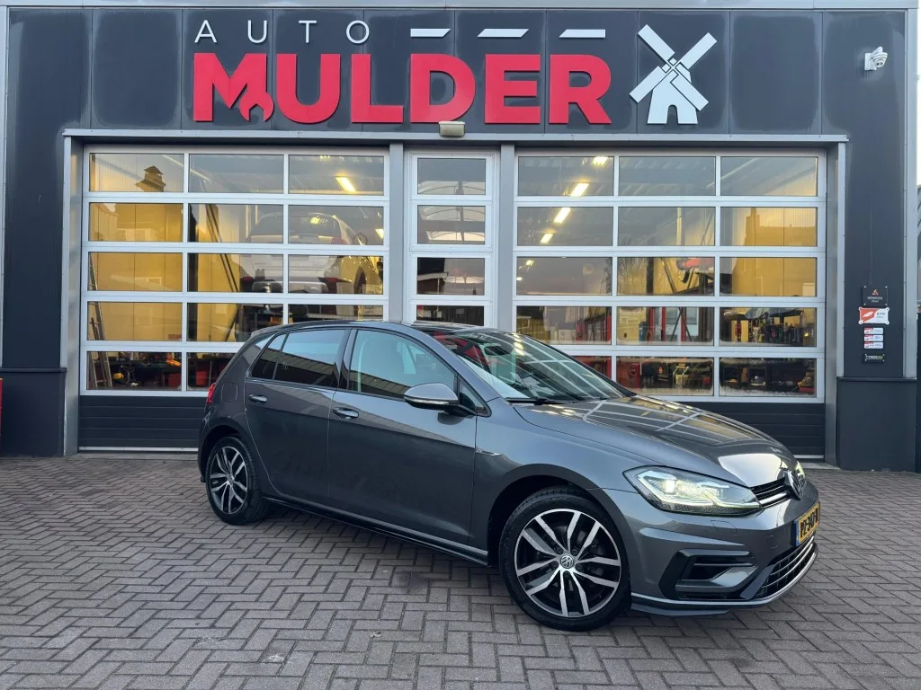 Volkswagen Golf (2017) — foto 1