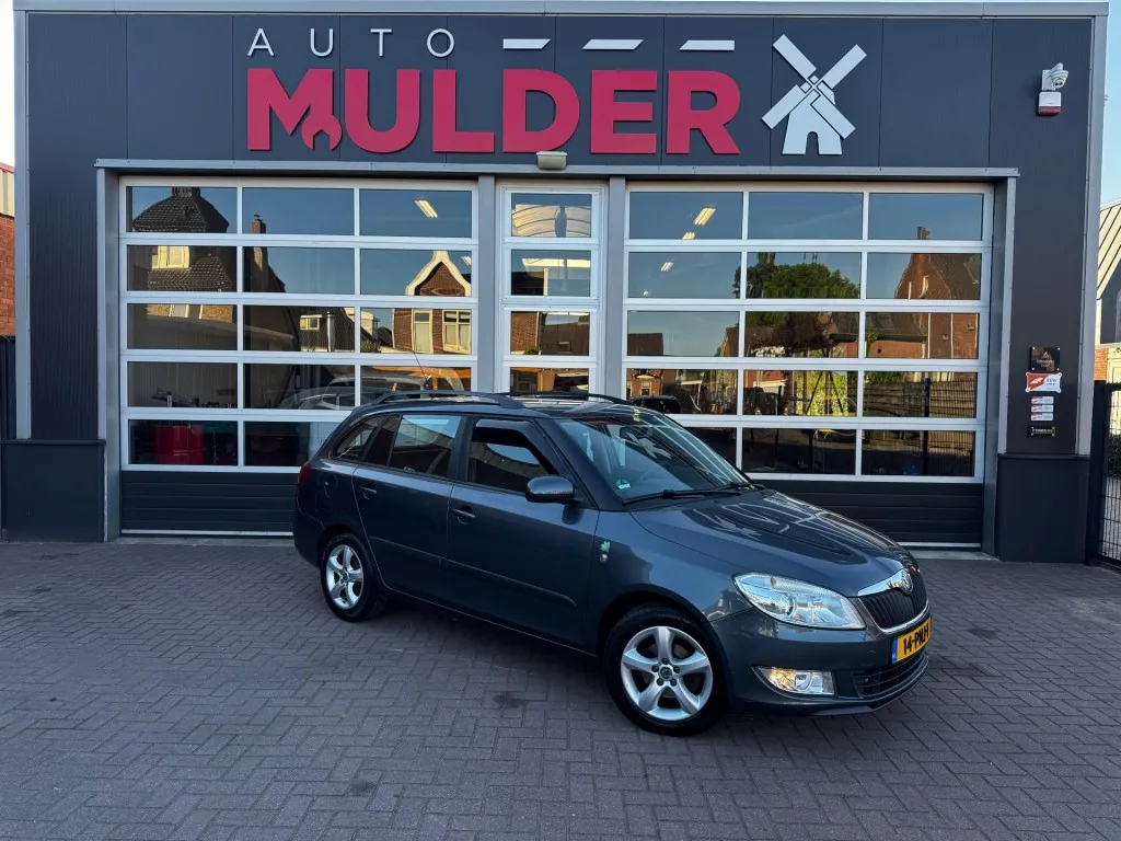 Škoda Fabia (2011) — foto 1