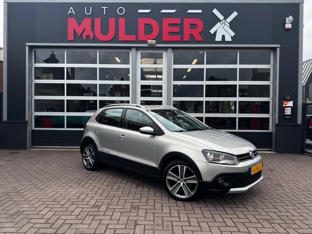 Volkswagen Polo (2010) — foto 1