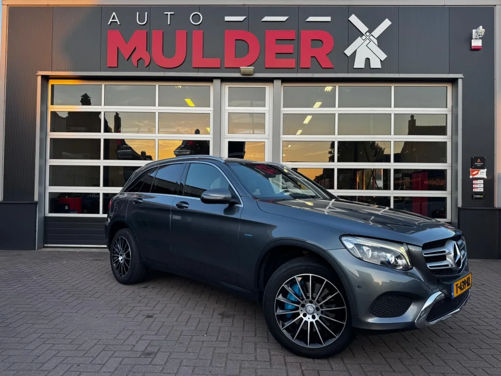 Mercedes-Benz GLC-Klasse (2016) — foto 1