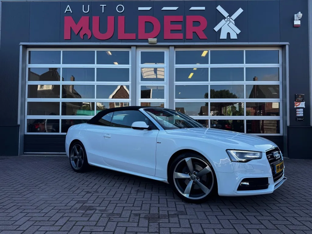 Audi CABRIOLET (2014) — foto 1