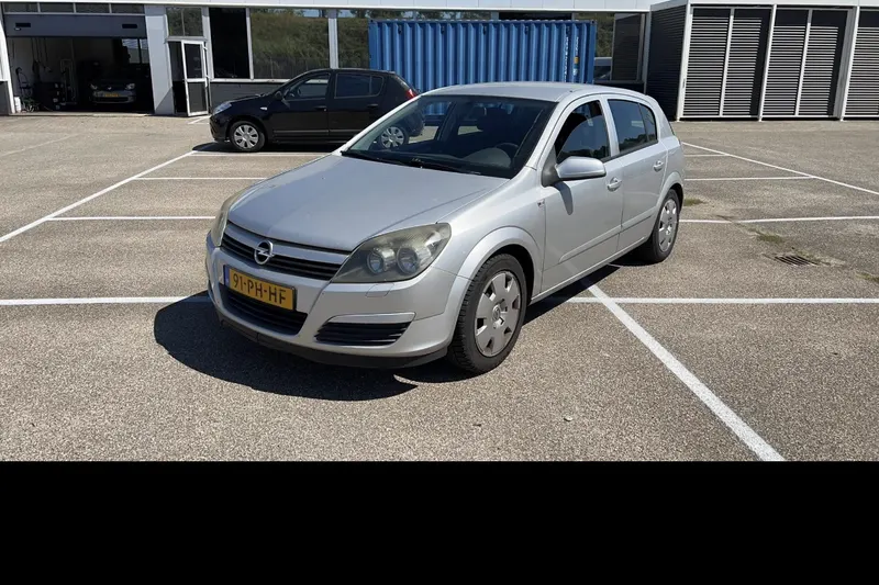 Opel Astra (0)