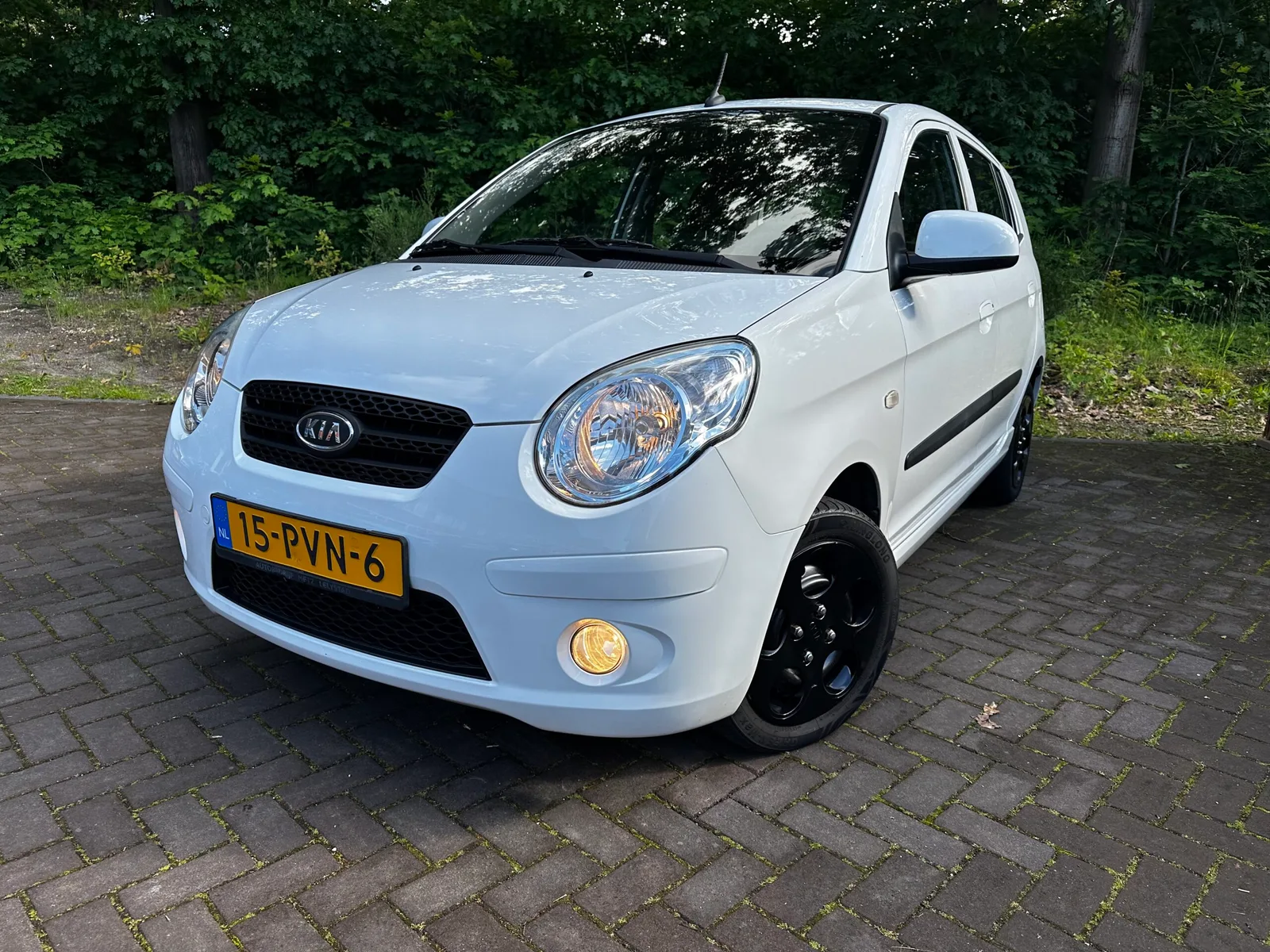 Kia Picanto (0) — foto 1