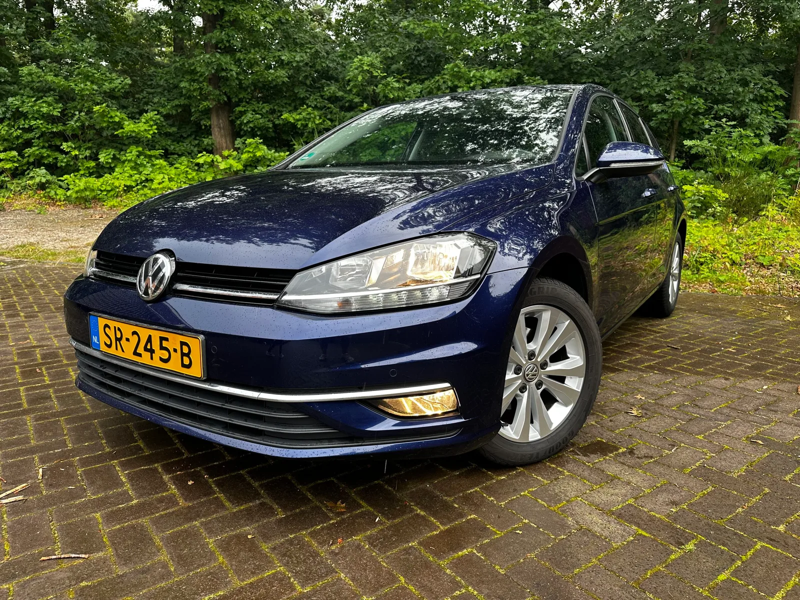Volkwagen Golf (0) — foto 1