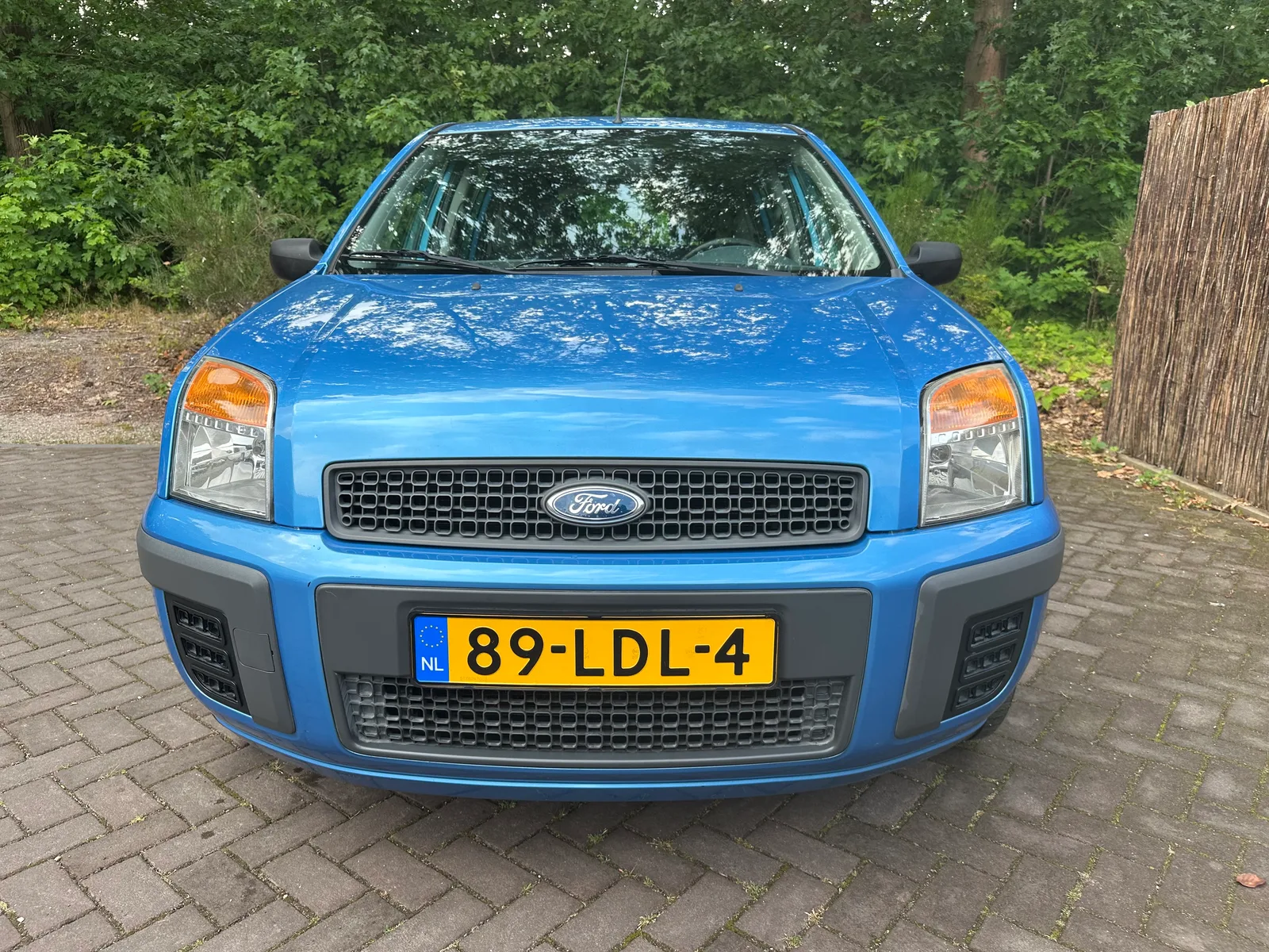 Ford Fusion (2010) — foto 1