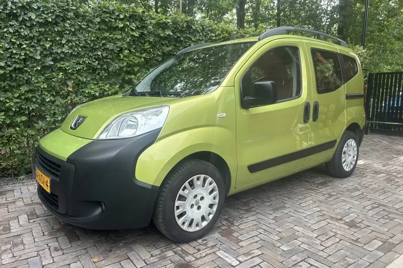 Peugeot Bipper (2010)