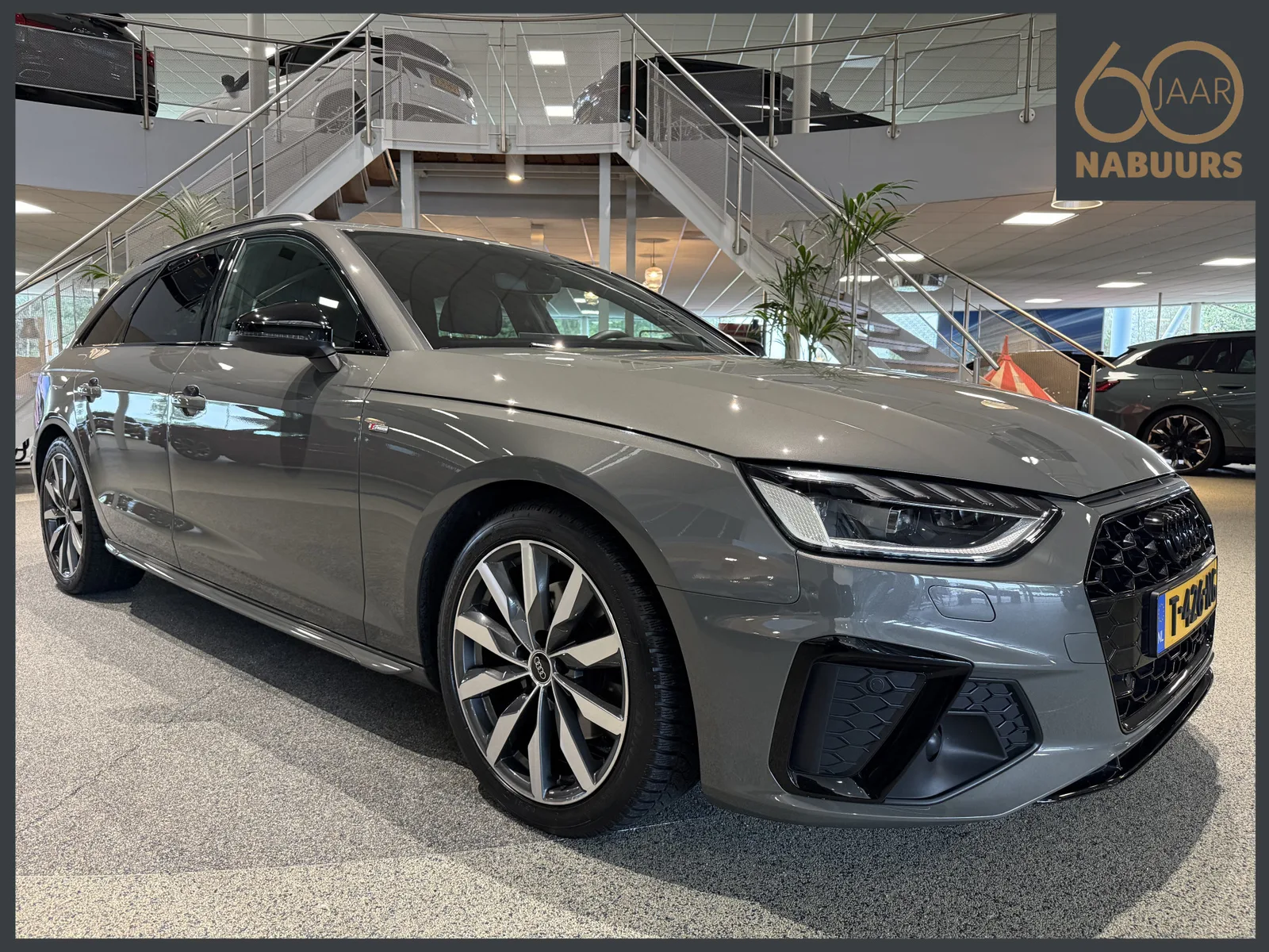 Audi A4 (2023) — foto 1