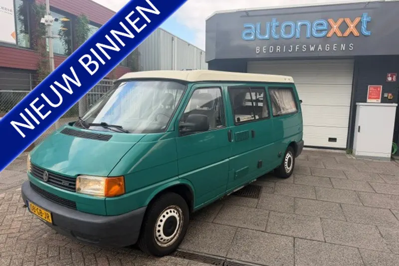 Volkswagen 2000 (2000)