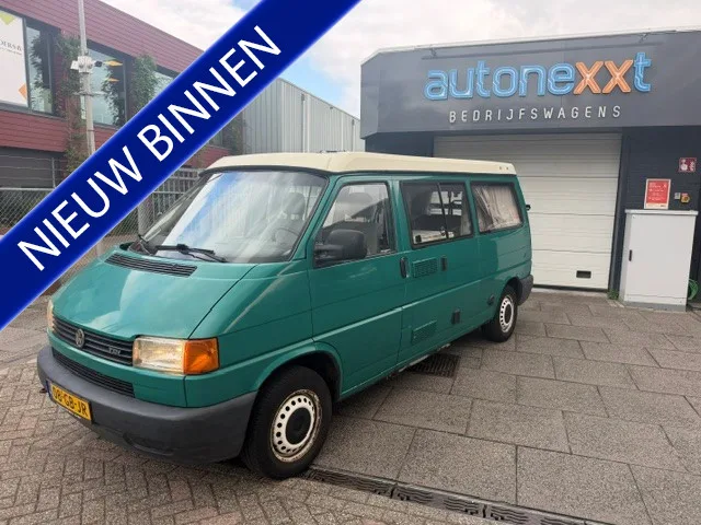 Volkswagen 2000 (2000) — foto 1