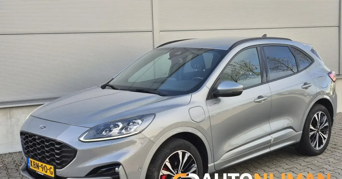 Ford Kuga (2023) — foto 1