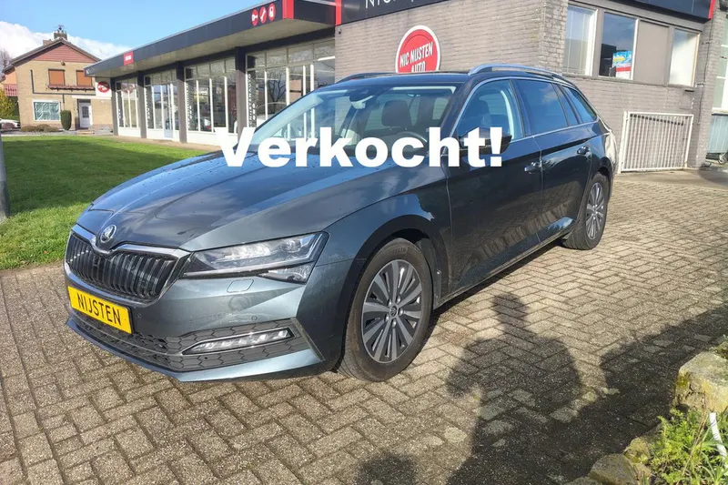 Škoda Superb (2021)