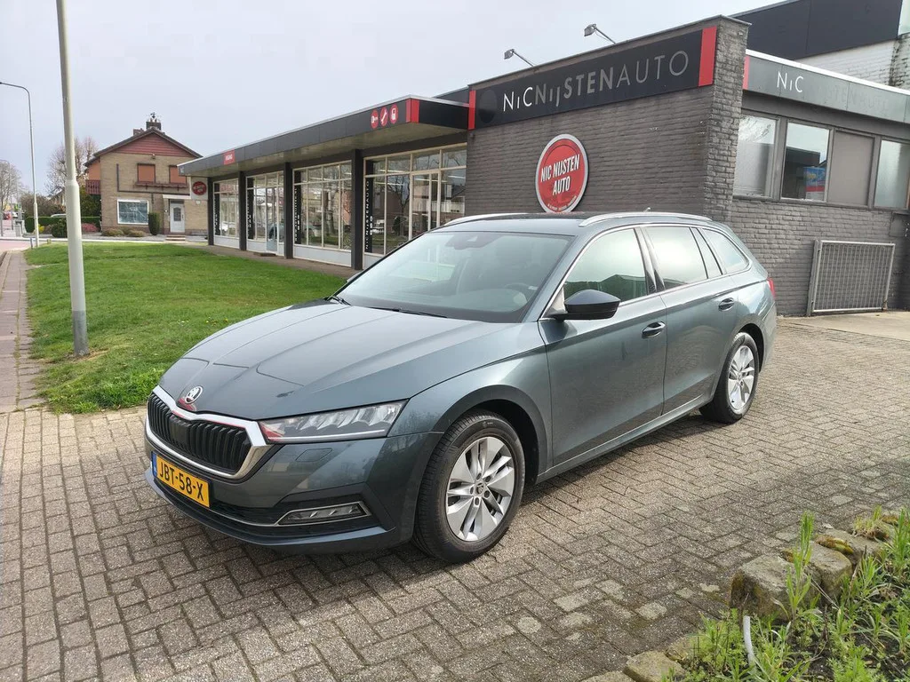 Škoda Octavia (2021) — foto 1