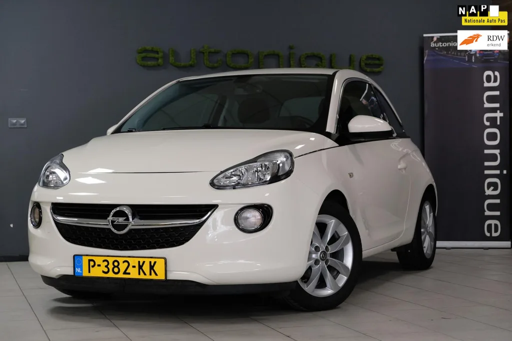Opel Adam (2016) — foto 1