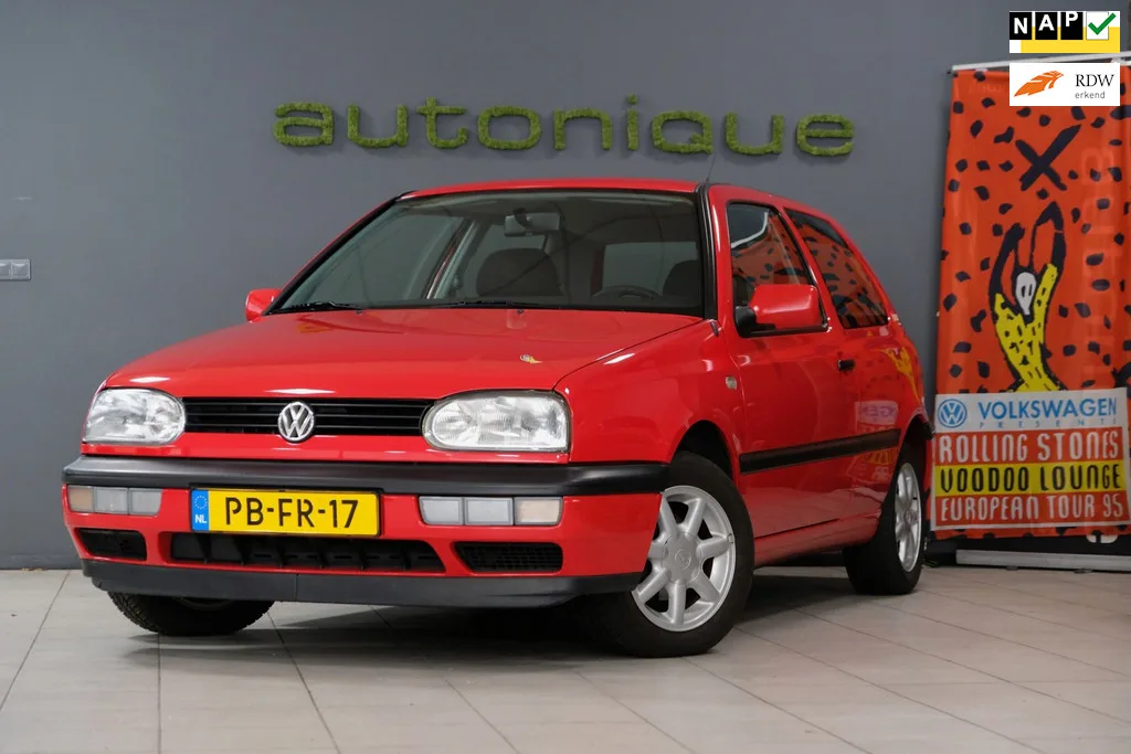 Volkswagen Golf (1996) — foto 1