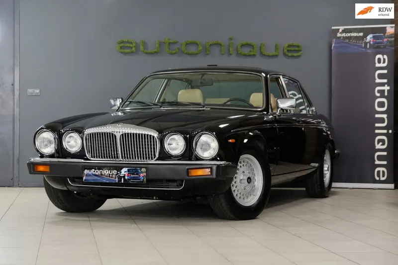 Daimler Double Six (1986)