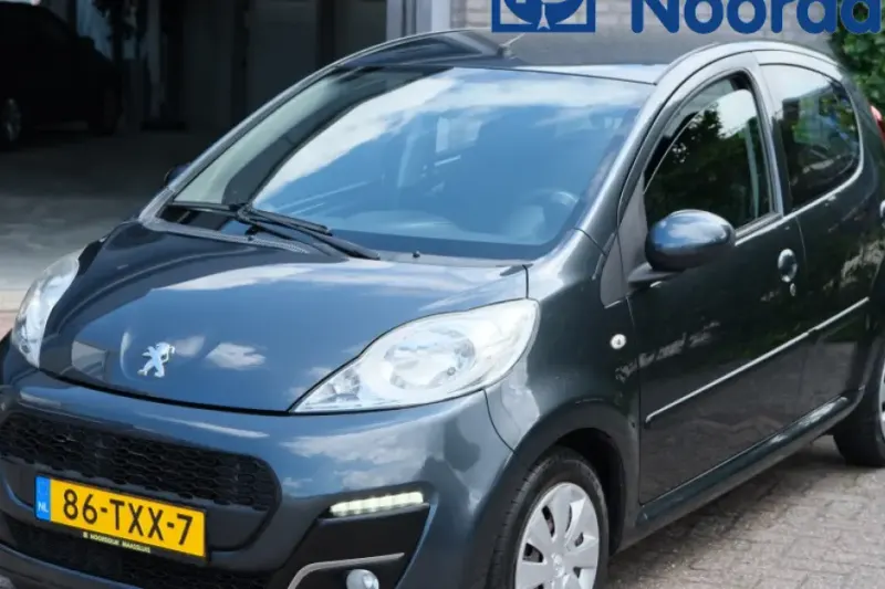 Peugeot 107 (2012)