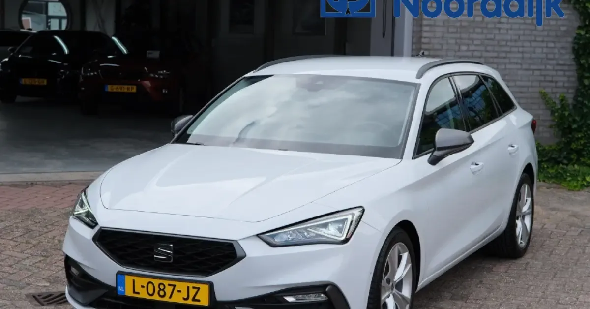 SEAT Leon (2021) — foto 1