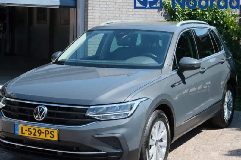 Volkswagen Tiguan (2021)