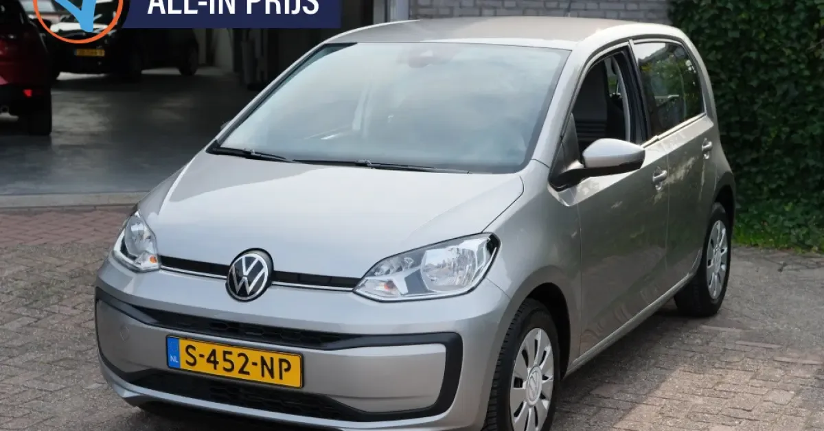 Volkswagen Up! (2023) — foto 1