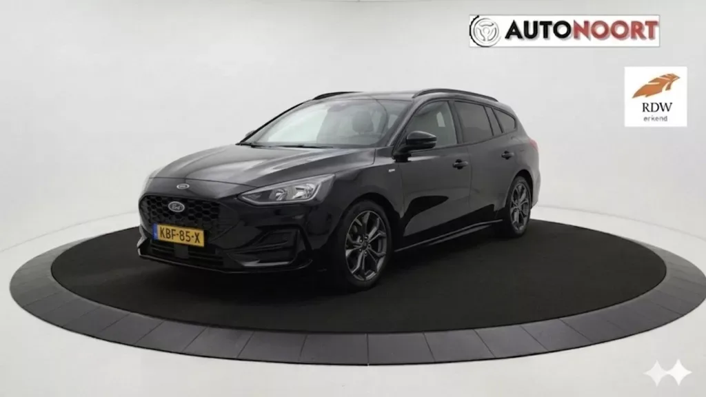 Ford Focus (2023) — foto 1