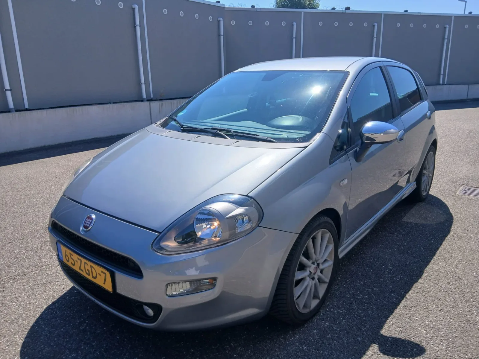 Fiat Punto (2012) — foto 1