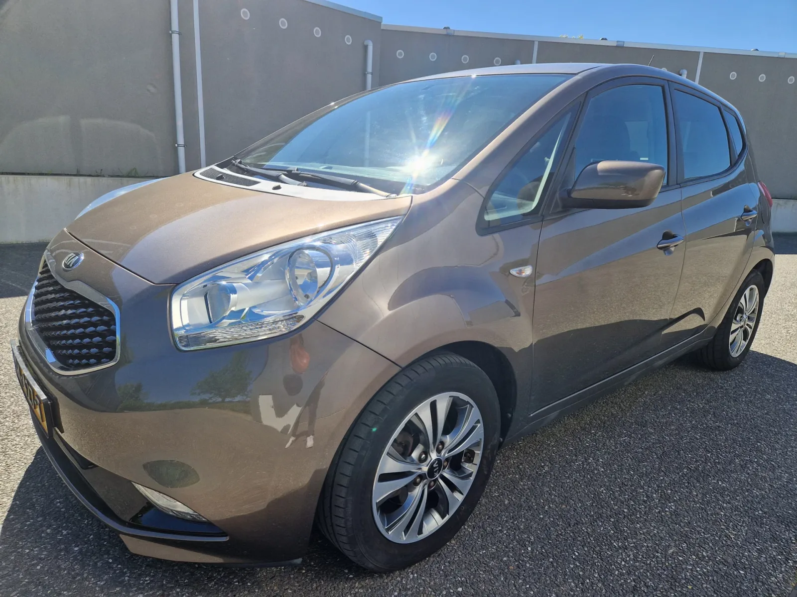 Kia Venga (2015) — foto 1
