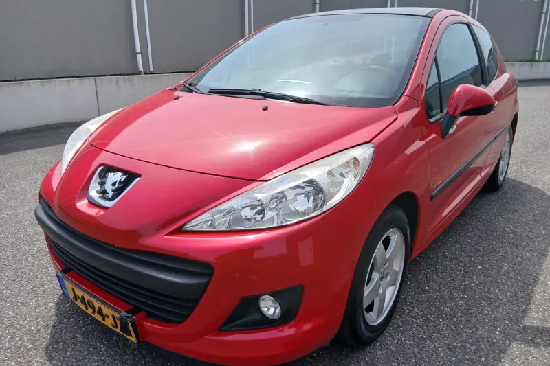 Peugeot 207 (2011)