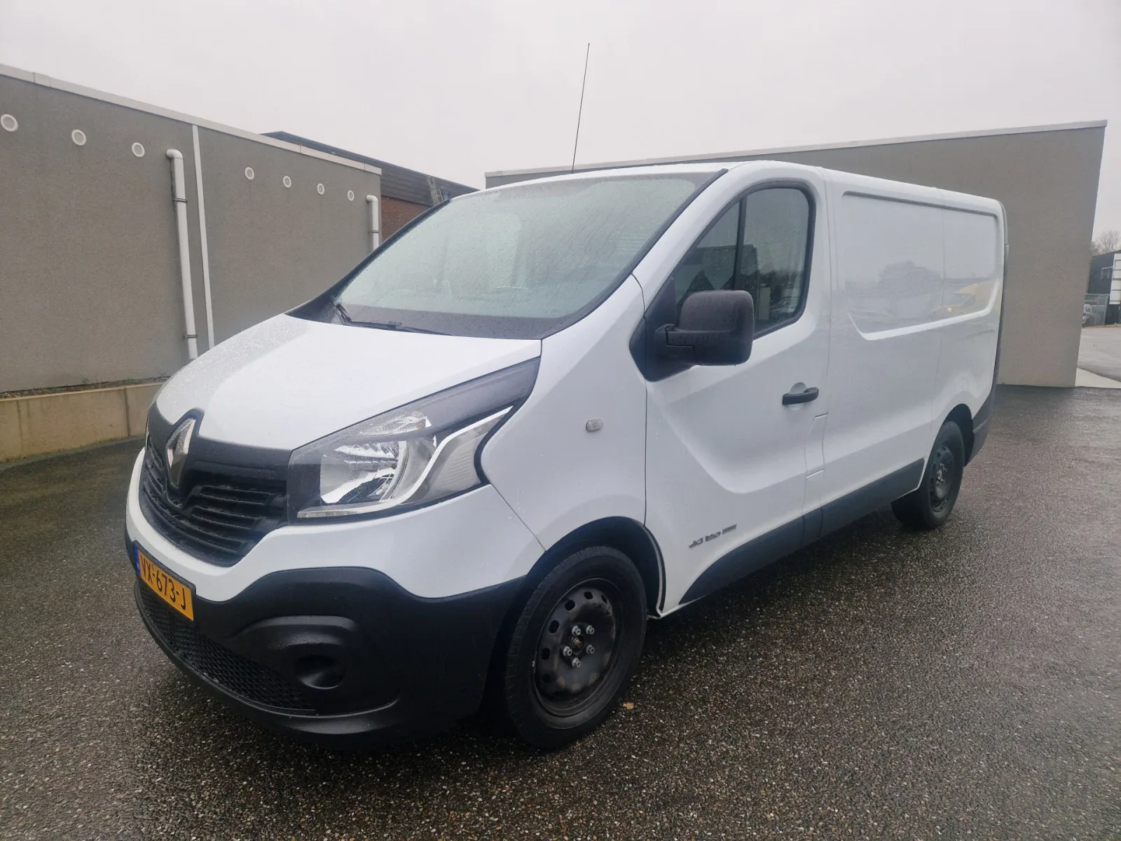 Renault Trafic (2016) — foto 1