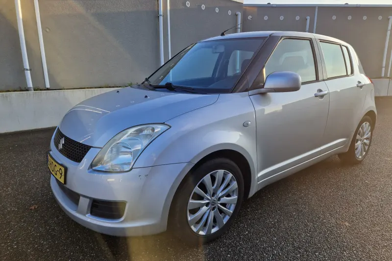 Suzuki Swift (2008)