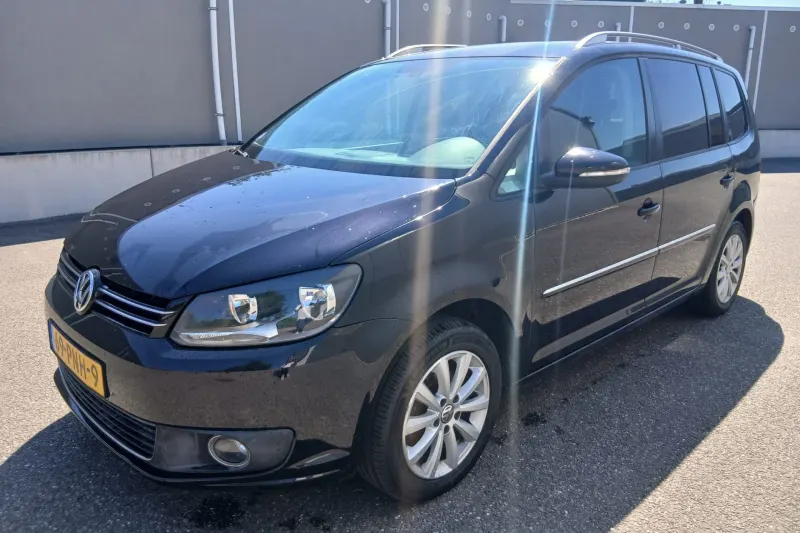 Volkswagen Touran (2011)