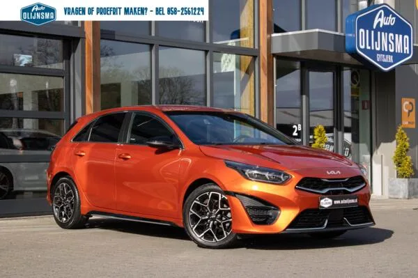 Kia Ceed (2023) — foto 1