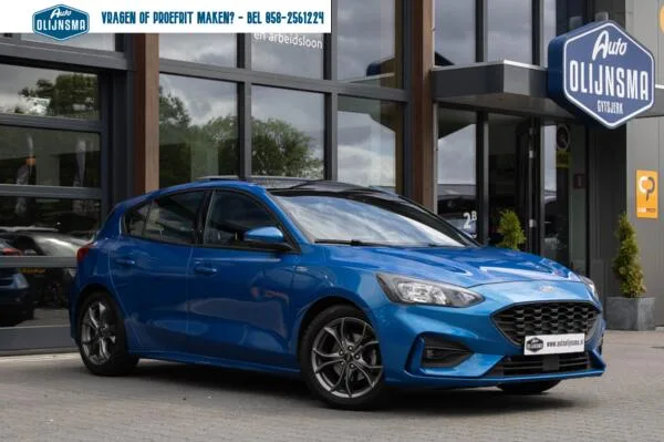 Ford Focus (2021) — foto 1
