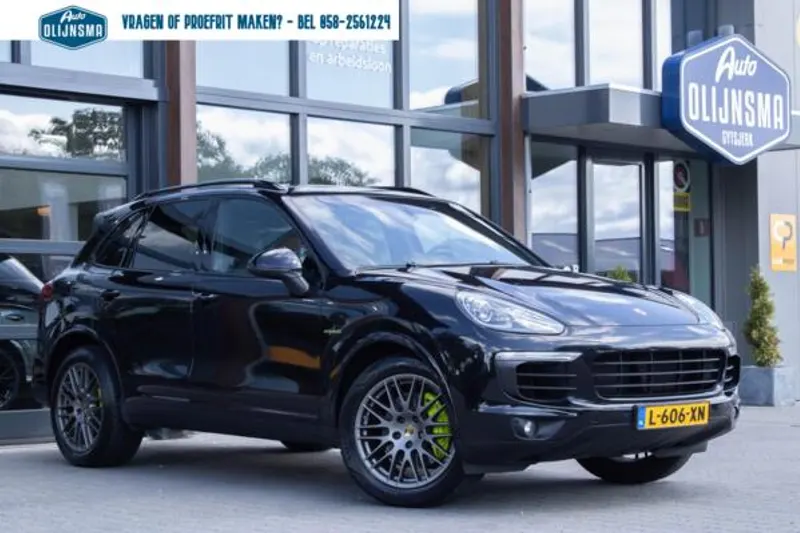 Porsche Cayenne (2021)