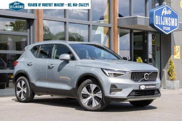 Volvo XC40 (2023) — foto 1