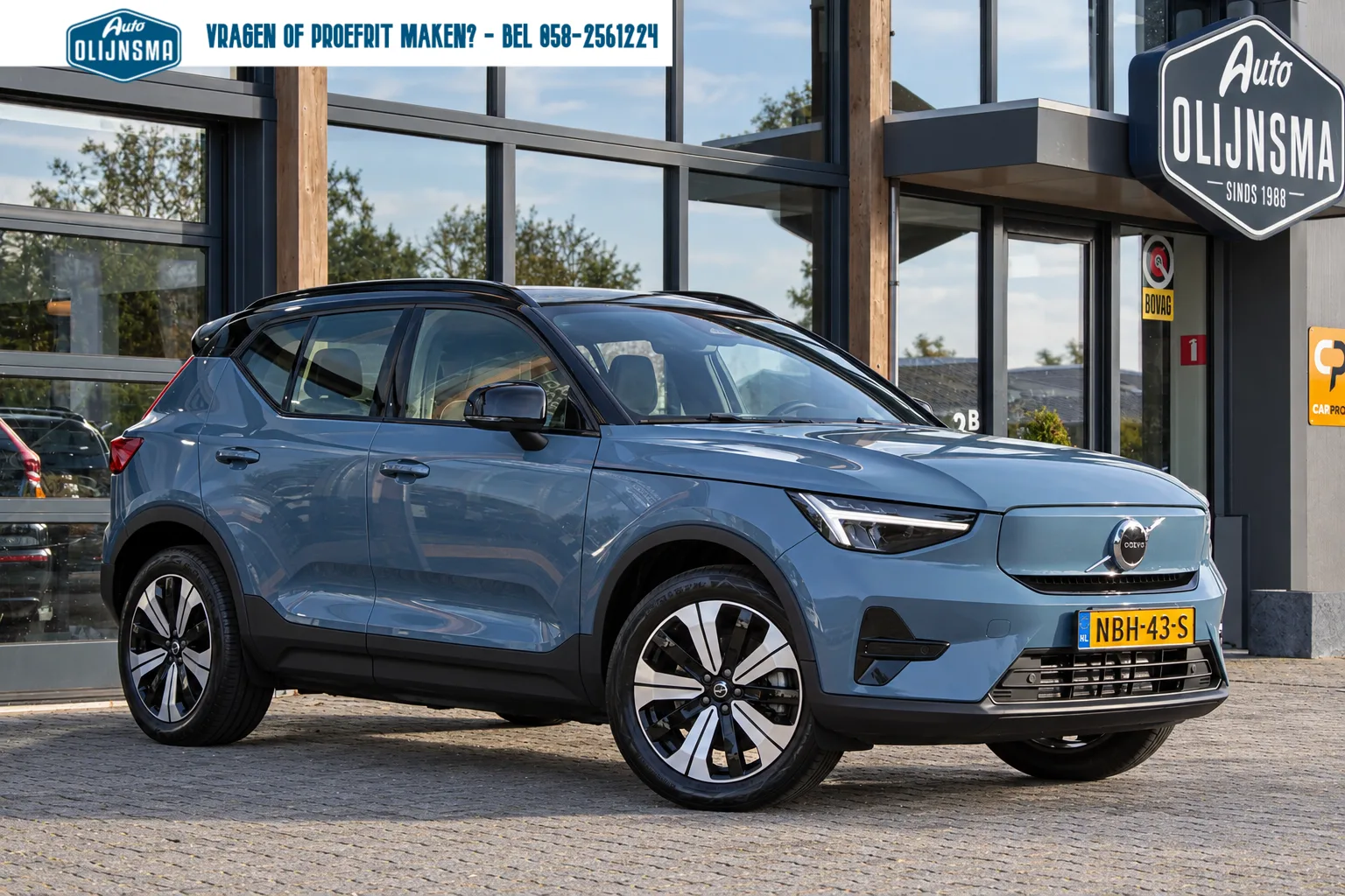 Volvo XC40 (2023) — foto 1
